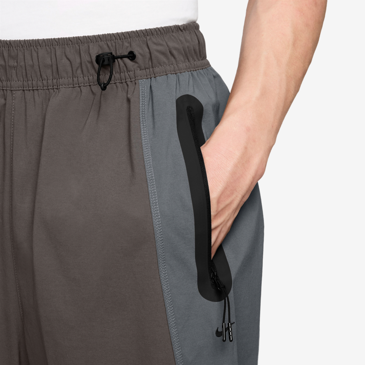 Nike Tech Woven Pro Oversized Pants Image 3 of 3. Tap to open photo gallery.