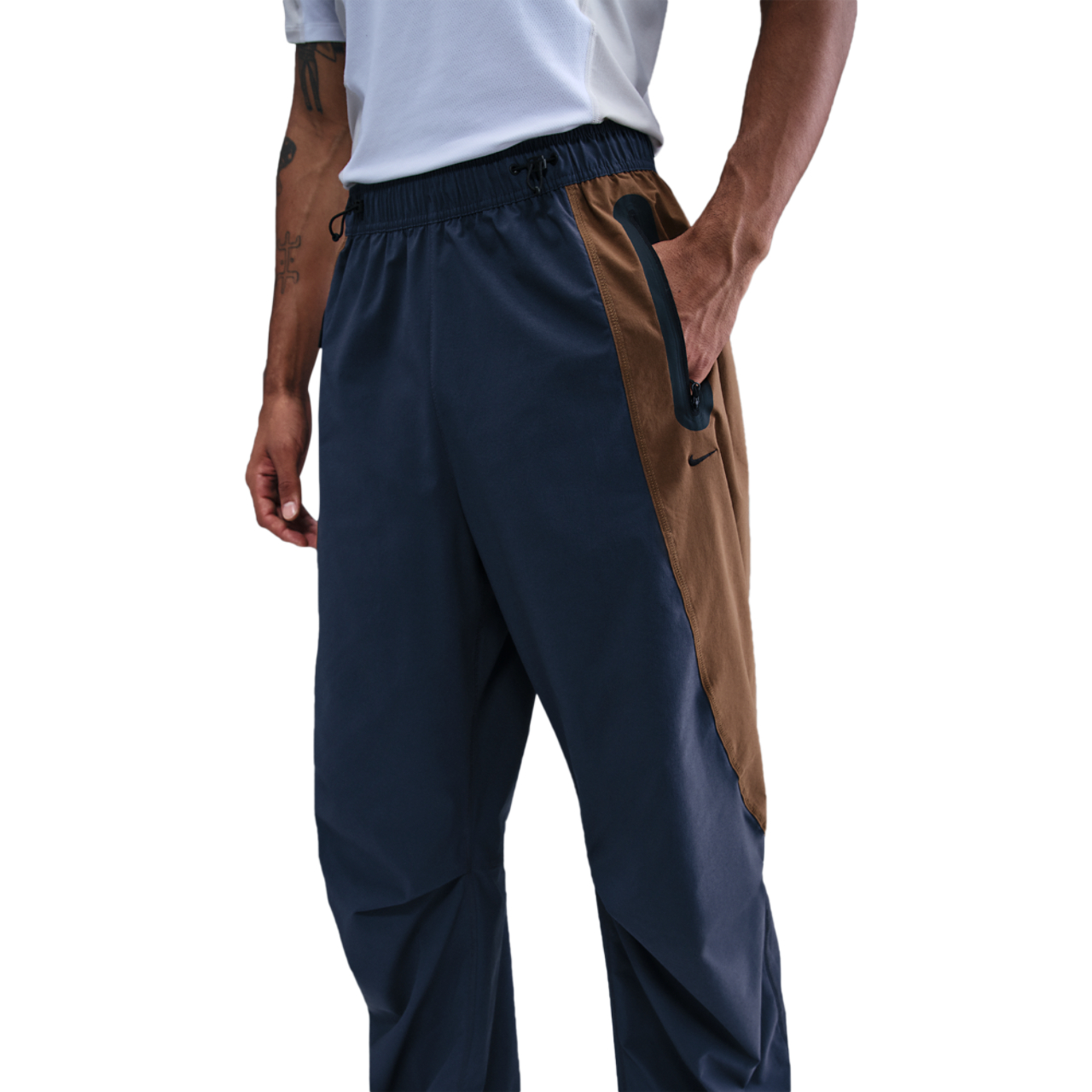 Nike Tech Woven Pro Oversized Pants - Men's | Foot Locker