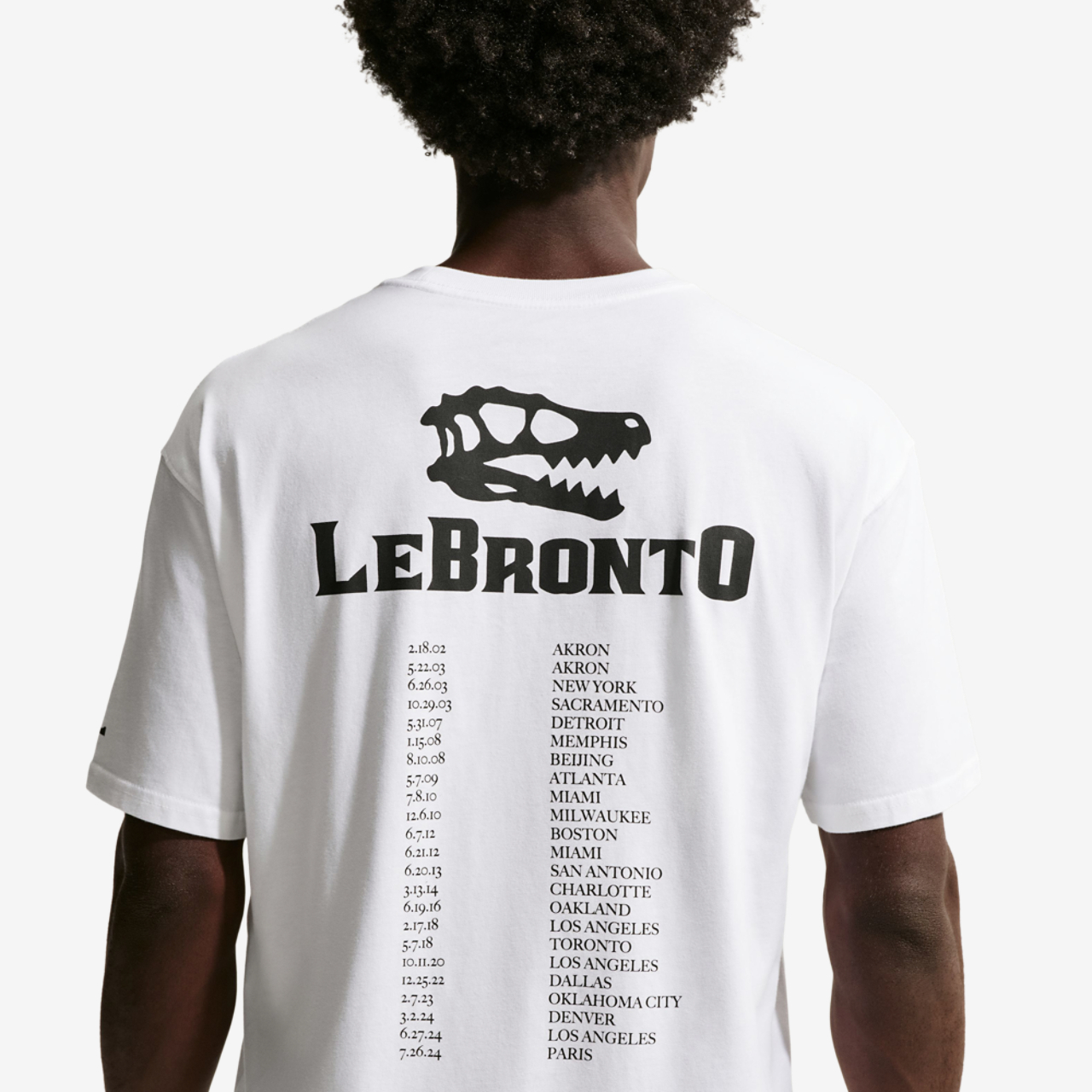 Nike LeBron James T-Shirt Long Sleeve Image 2 of 3. Tap to open photo gallery.