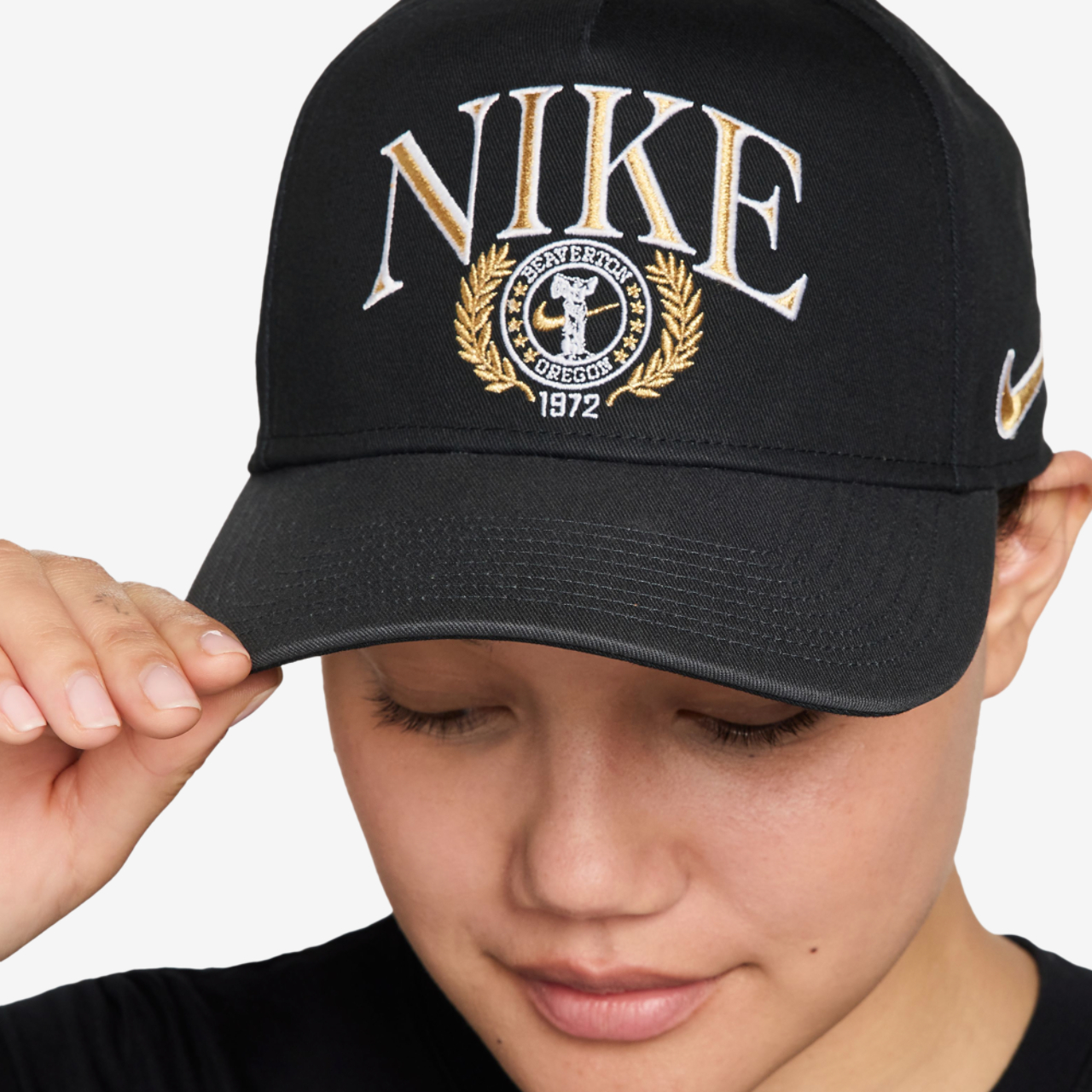 Nike GFX Rise Cap Image 4 of 6. Tap to open photo gallery.