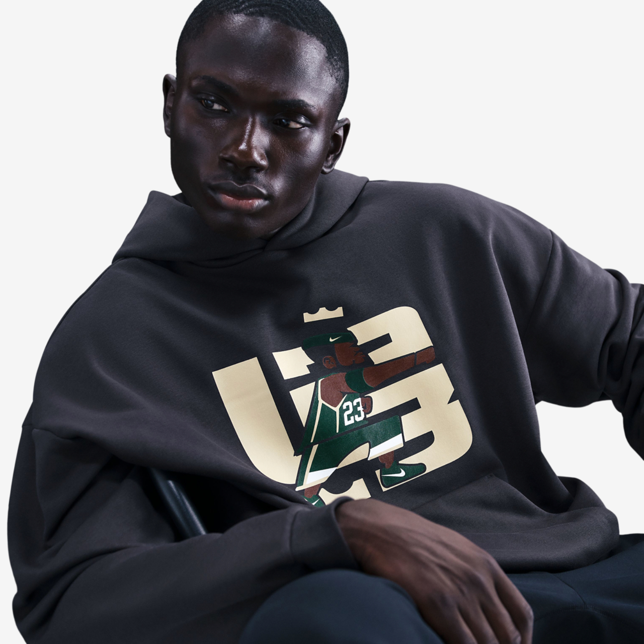 Nike Lebron TF SI Brushed Pullover Hoodie Image 3 of 4. Tap to open photo gallery.