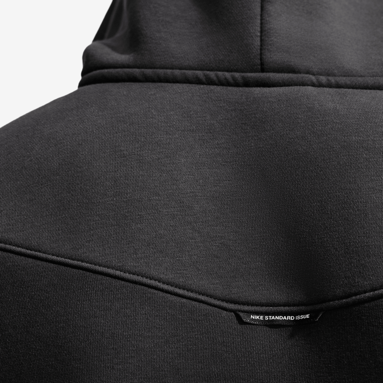 Nike LeBron Therma-FIT Brushed Pullover Hoodie Image 6 of 8. Tap to open photo gallery.