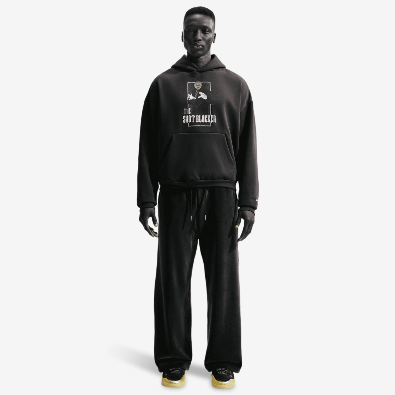 Nike LeBron Therma-FIT Brushed Pullover Hoodie Image 7 of 8. Tap to open photo gallery.