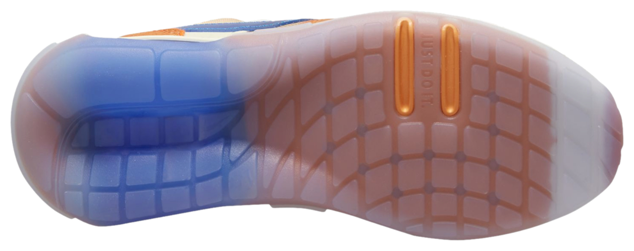 Nike Air Max Motif Image 3 of 3. Tap to open photo gallery.