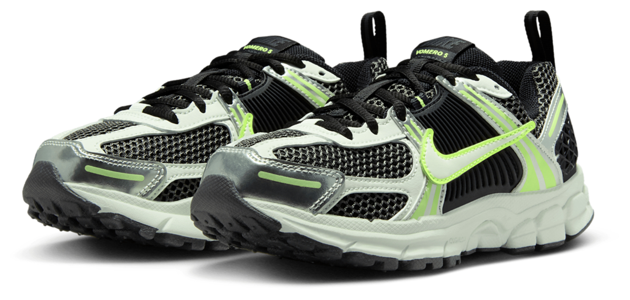Nike Vomero 5 Image 6 of 8. Tap to open photo gallery.
