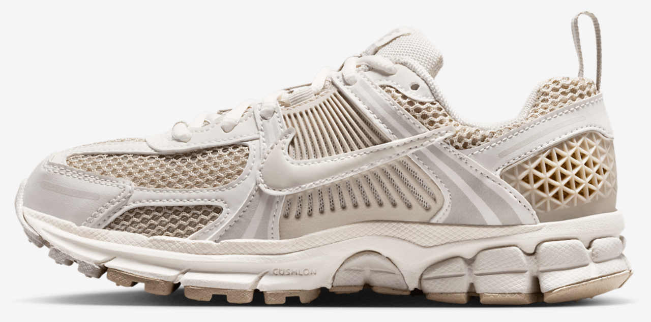 Nike Vomero 5 Image 2 of 8. Tap to open photo gallery.