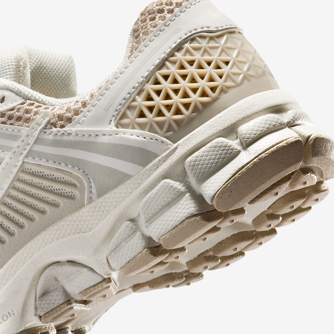 Nike Vomero 5 Image 8 of 8. Tap to open photo gallery.