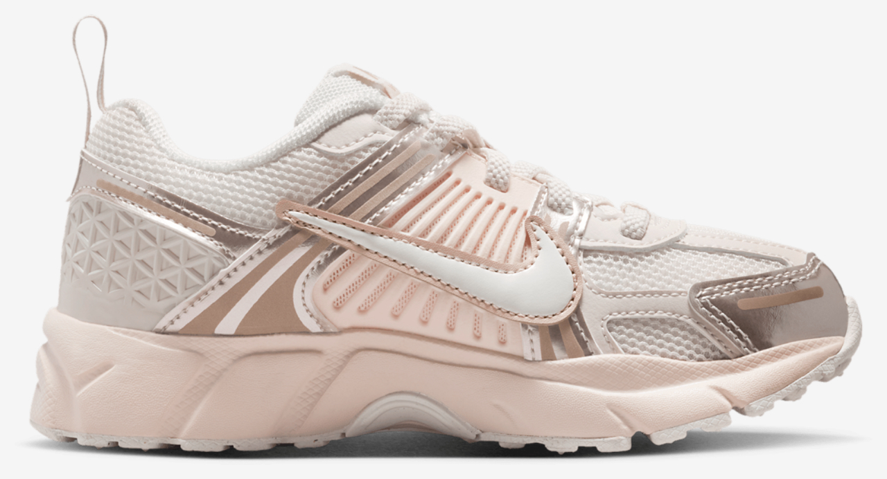 Nike Vomero 5 Image 1 of 5. Tap to open photo gallery.