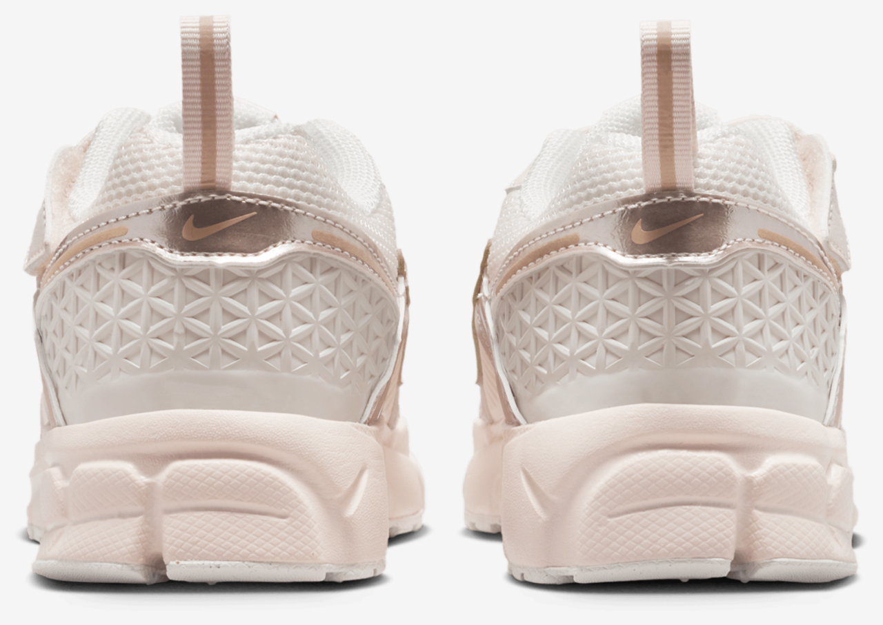 Nike Vomero 5 Image 3 of 5. Tap to open photo gallery.