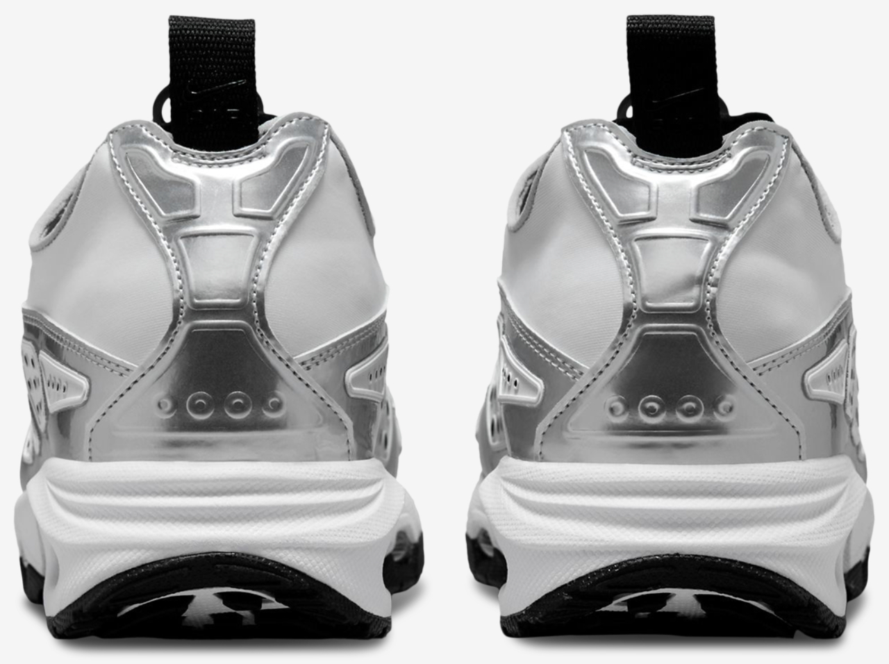 Nike Air Max Sunder SE Image 3 of 5. Tap to open photo gallery.