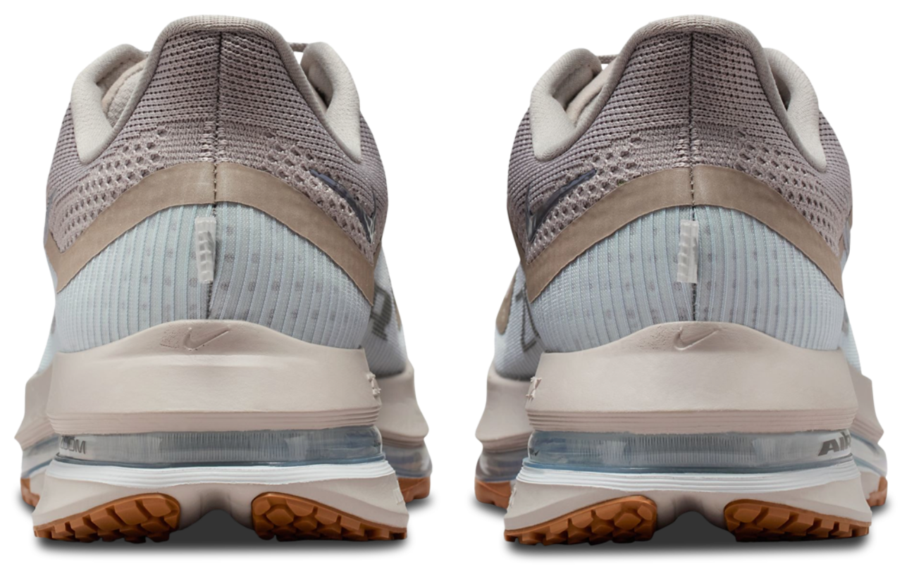 Nike Pegasus Premium Image 3 of 6. Tap to open photo gallery.
