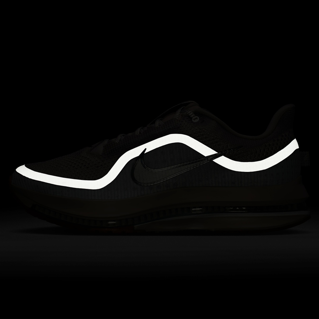 Nike Pegasus Premium Image 6 of 6. Tap to open photo gallery.