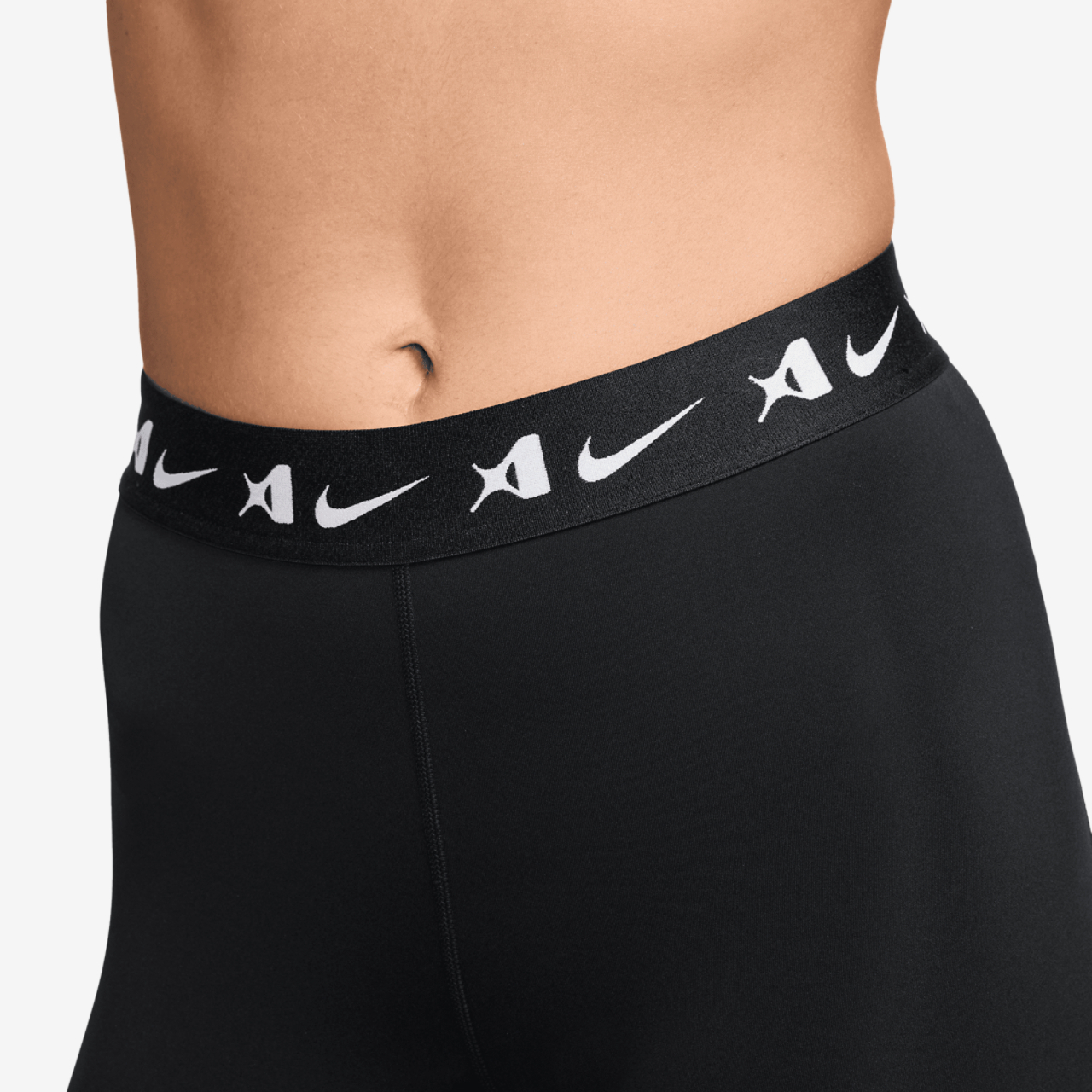 Nike A'ja Signature Tights Image 3 of 8. Tap to open photo gallery.
