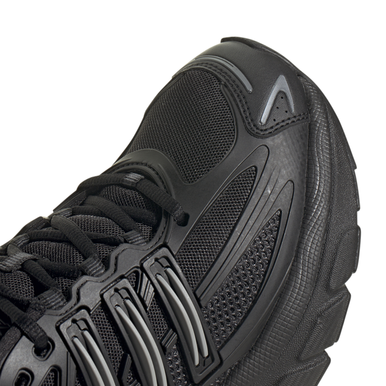 adidas Adistar XLG Image 7 of 8. Tap to open photo gallery.