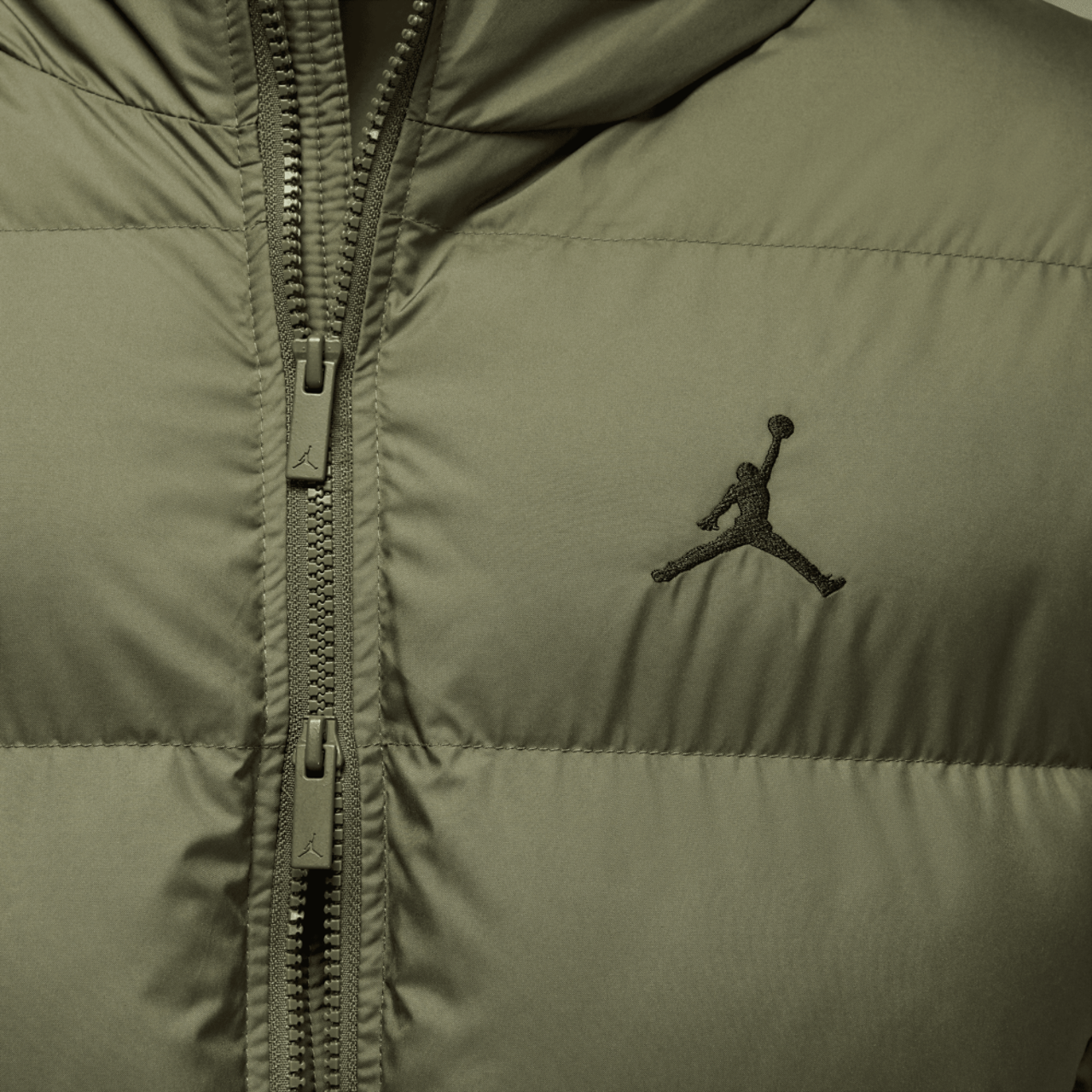 Jordan MJ BRK Puffer Jacket Image 6 of 9. Tap to open photo gallery.