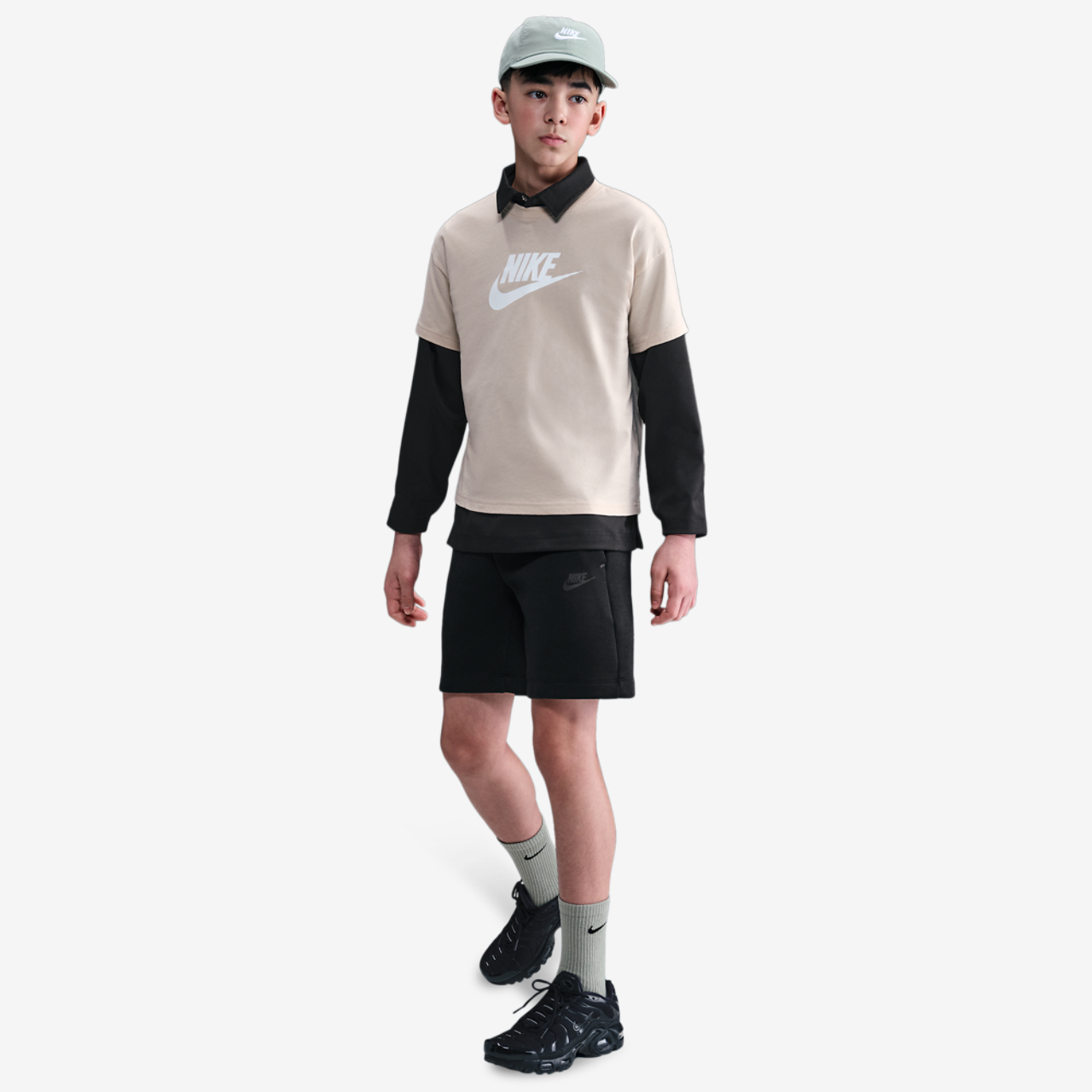 Nike NSW Tech Fleece Short Image 1 of 3. Tap to open photo gallery.