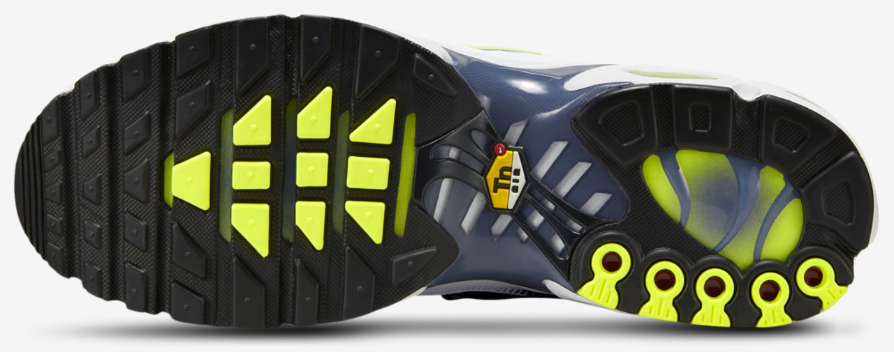 Nike Air Max Plus Image 6 of 7. Tap to open photo gallery.