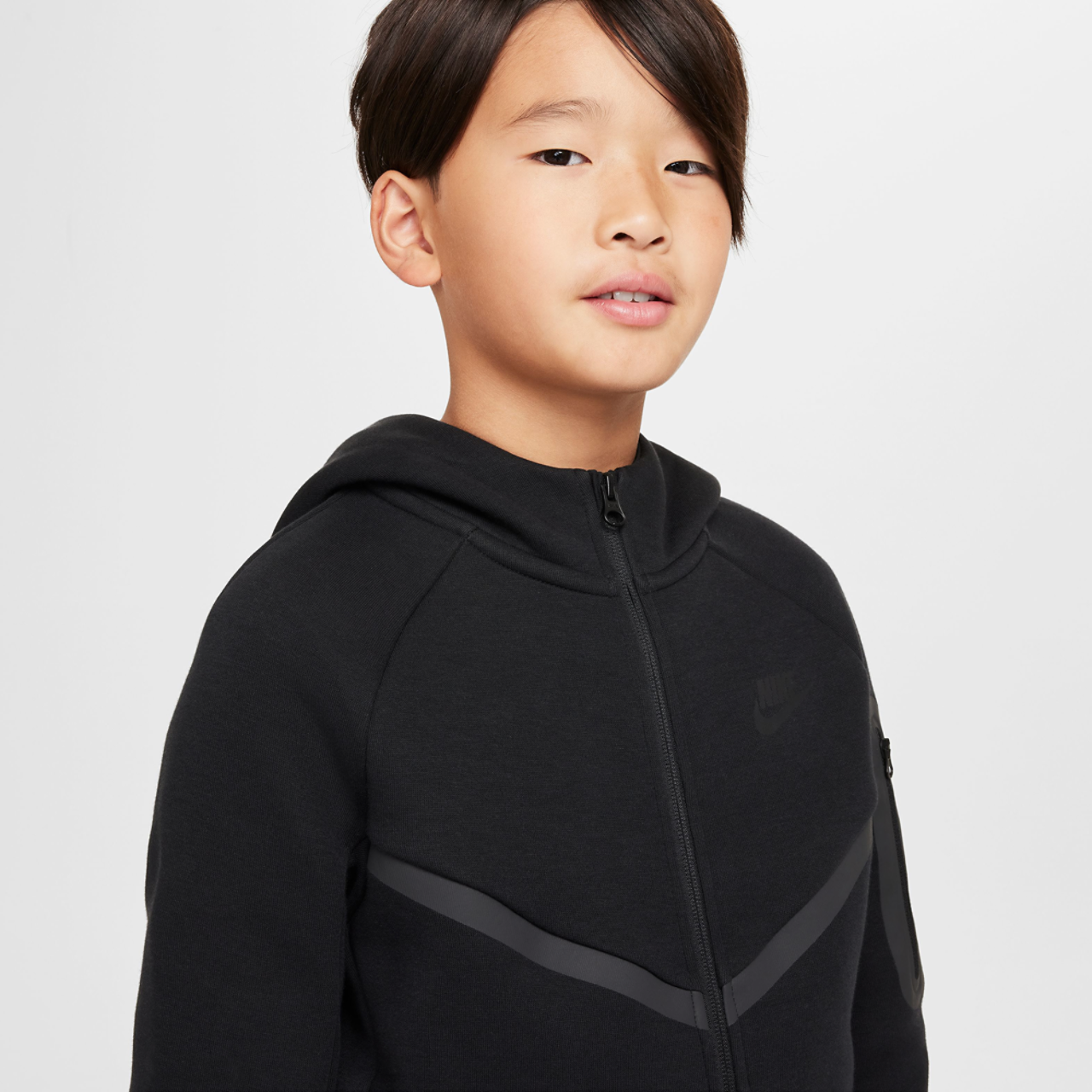 Nike Tech Fleece Full-Zip Image 3 of 5. Tap to open photo gallery.
