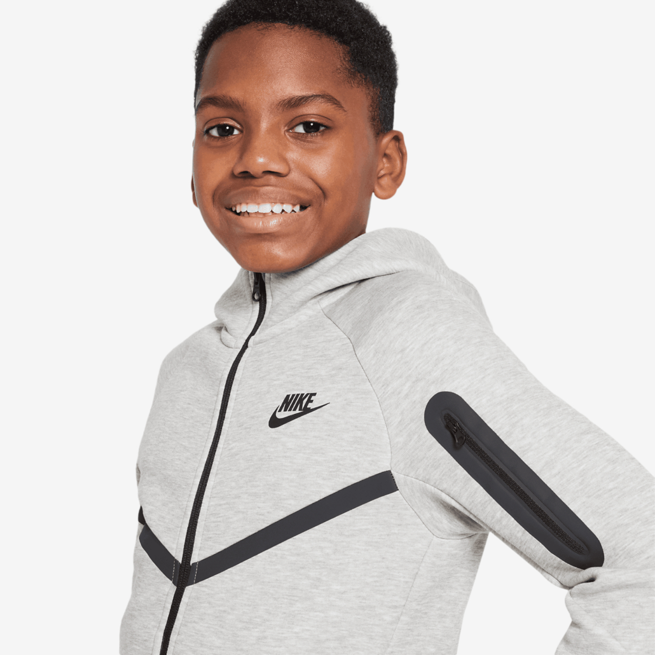 Nike Tech Fleece Full-Zip Image 3 of 7. Tap to open photo gallery.