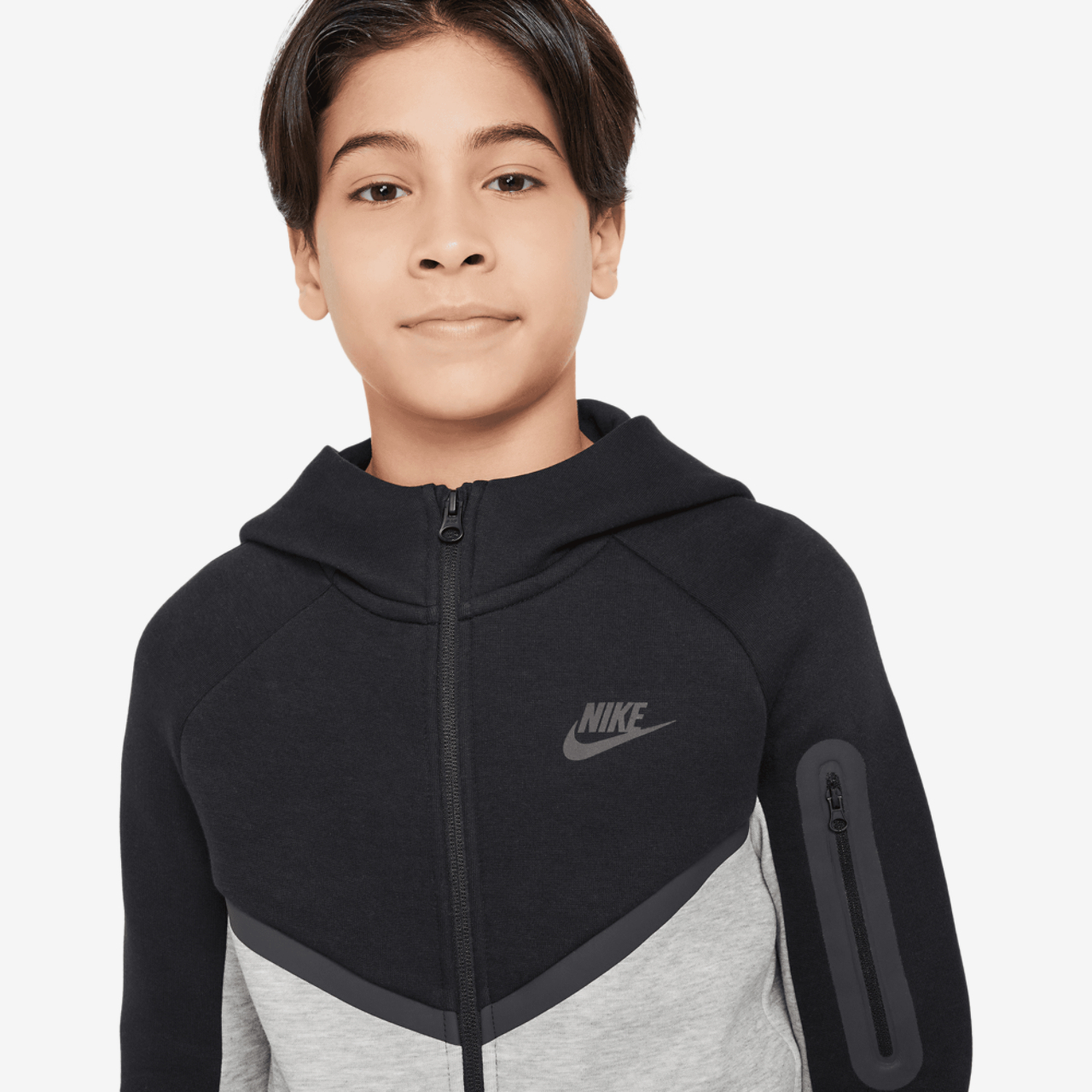 Nike Tech Fleece Full-Zip Image 3 of 8. Tap to open photo gallery.