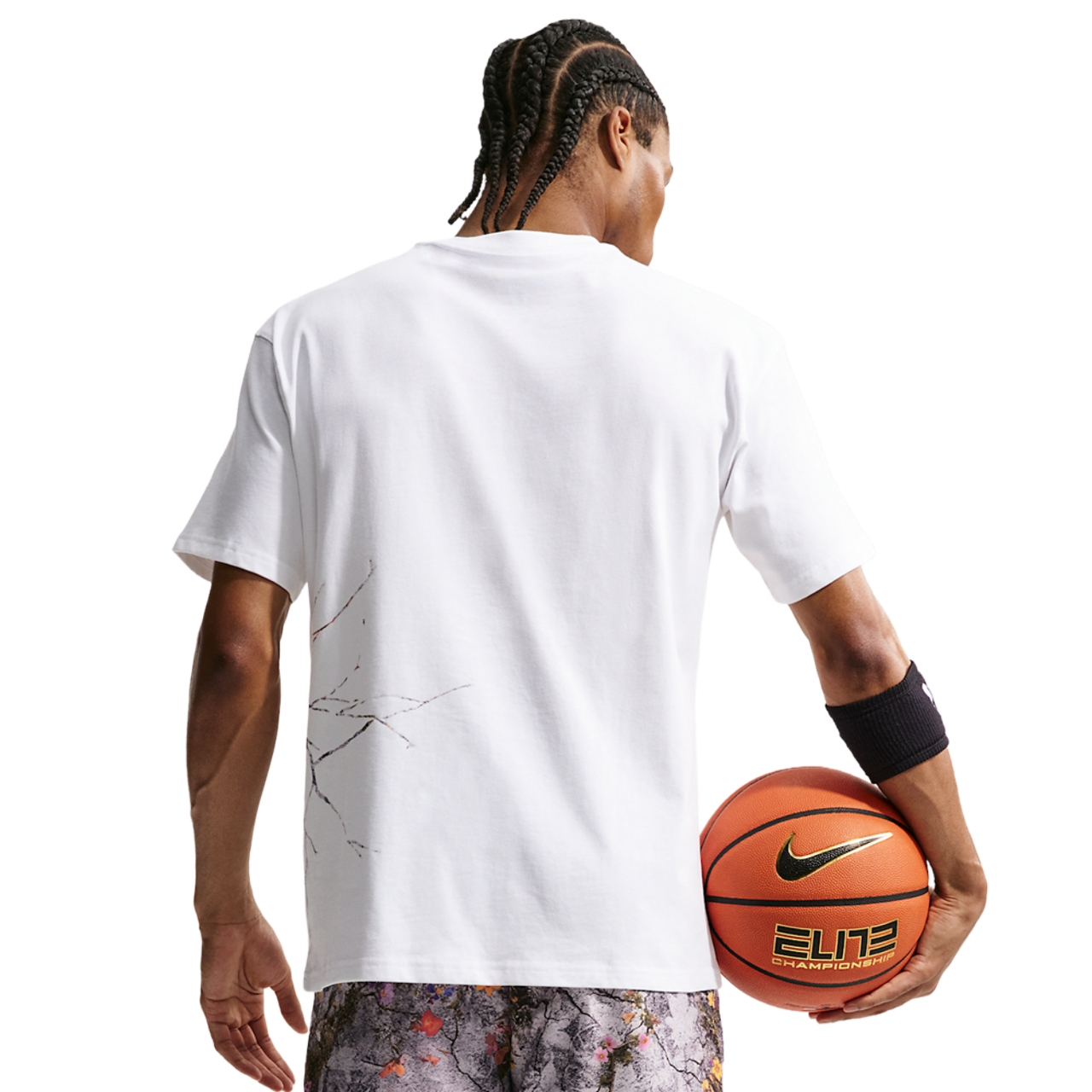 Nike LSE OC Concrete Ball T-Shirt Image 2 of 7. Tap to open photo gallery.