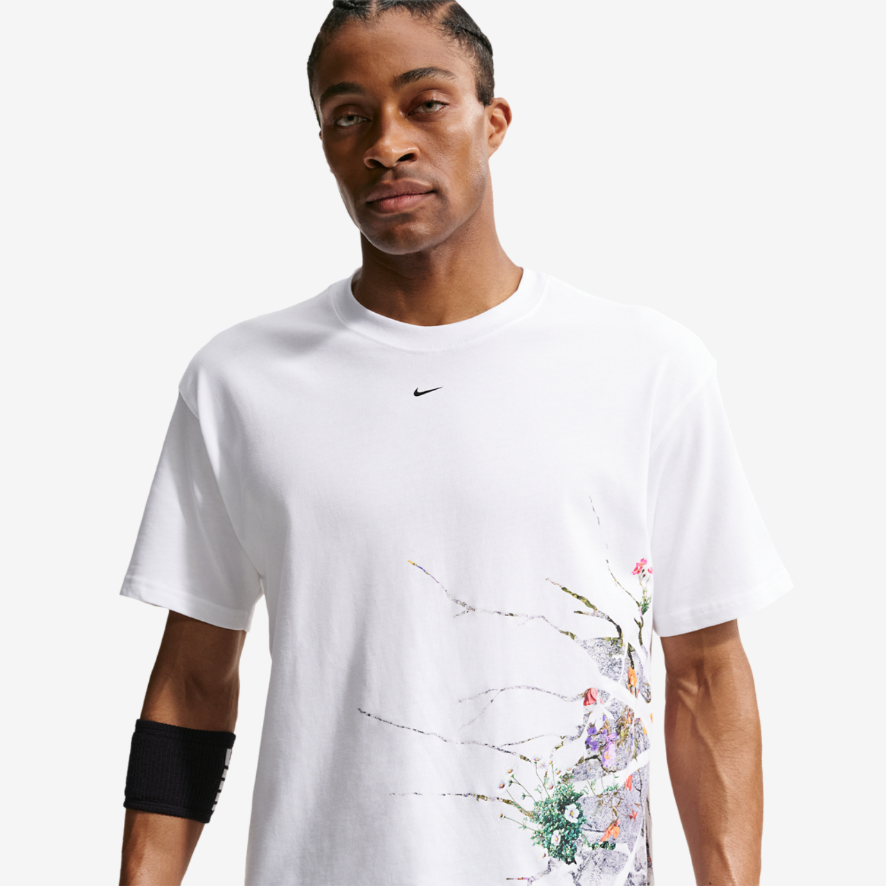 Nike LSE OC Concrete Ball T-Shirt Image 3 of 7. Tap to open photo gallery.