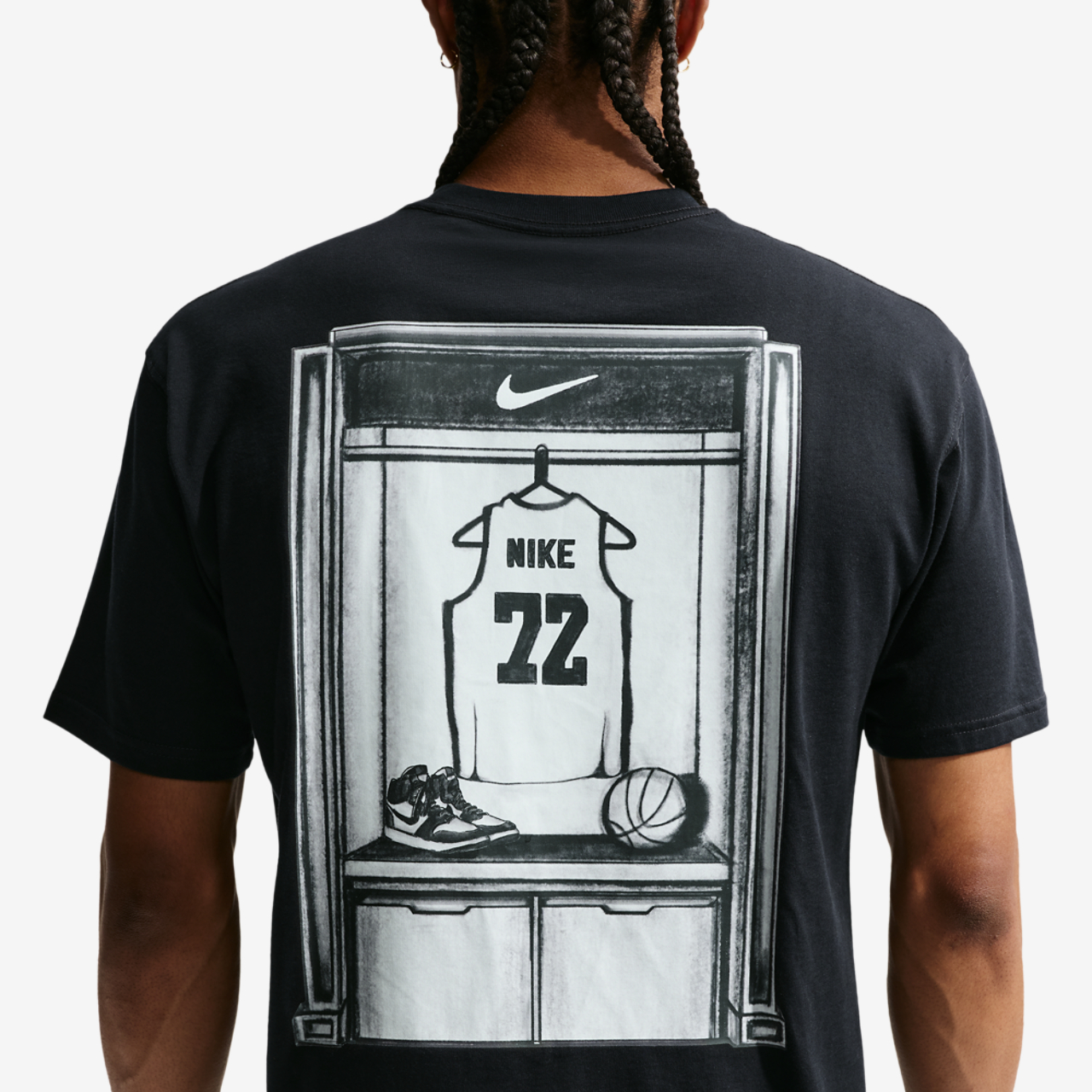 Nike OC LSE Locker T-Shirt Image 4 of 7. Tap to open photo gallery.