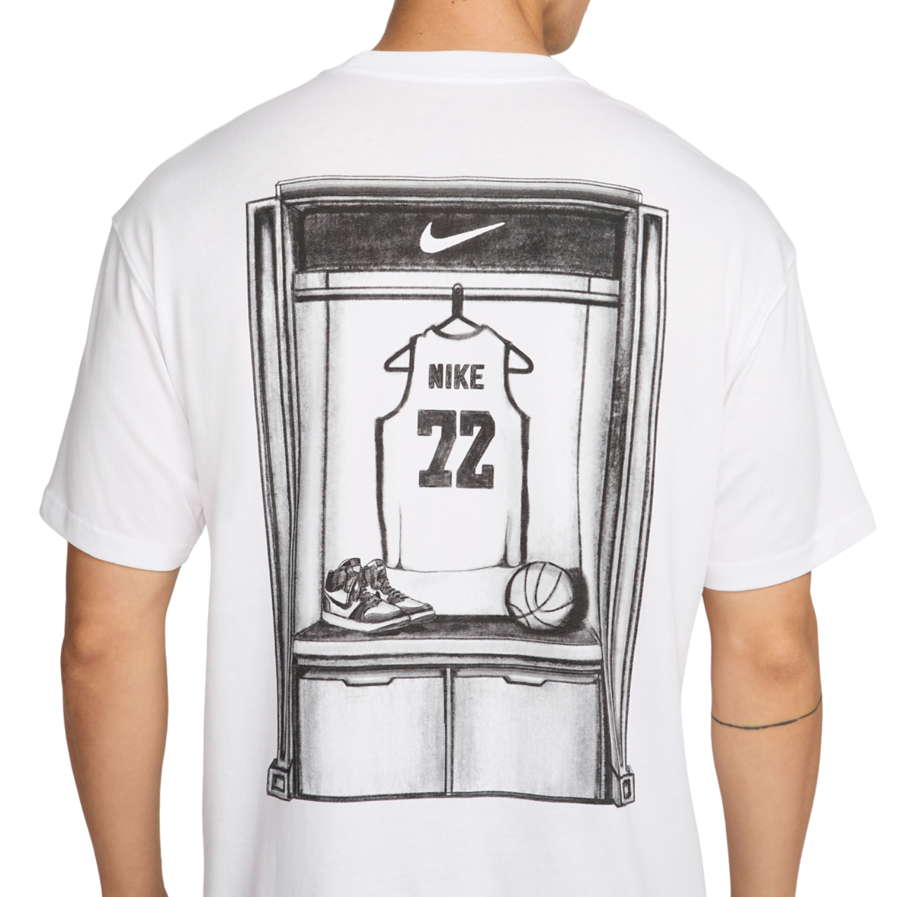 Nike OC LSE Locker T-Shirt Image 3 of 3. Tap to open photo gallery.