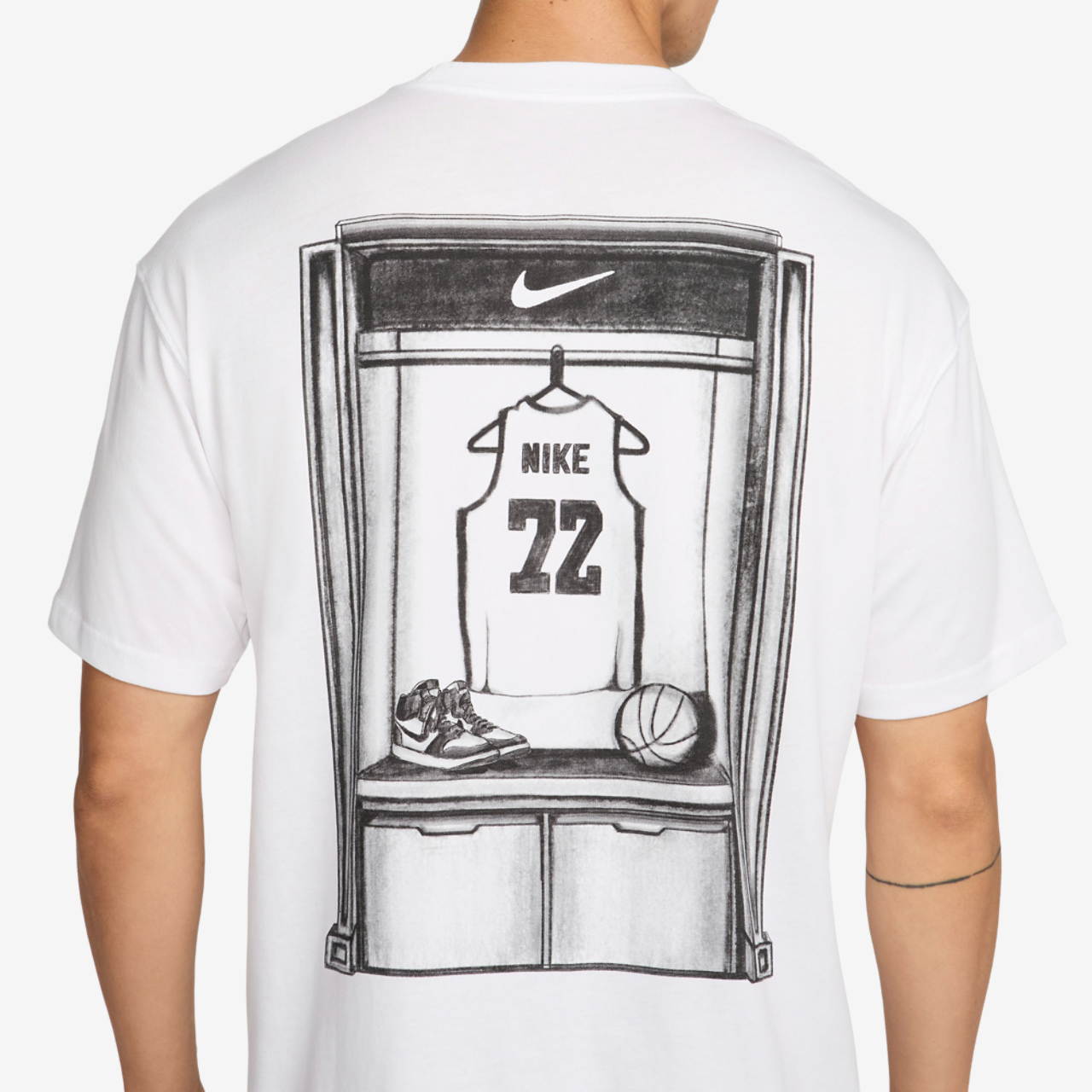 Nike OC LSE Locker T-Shirt Image 3 of 3. Tap to open photo gallery.