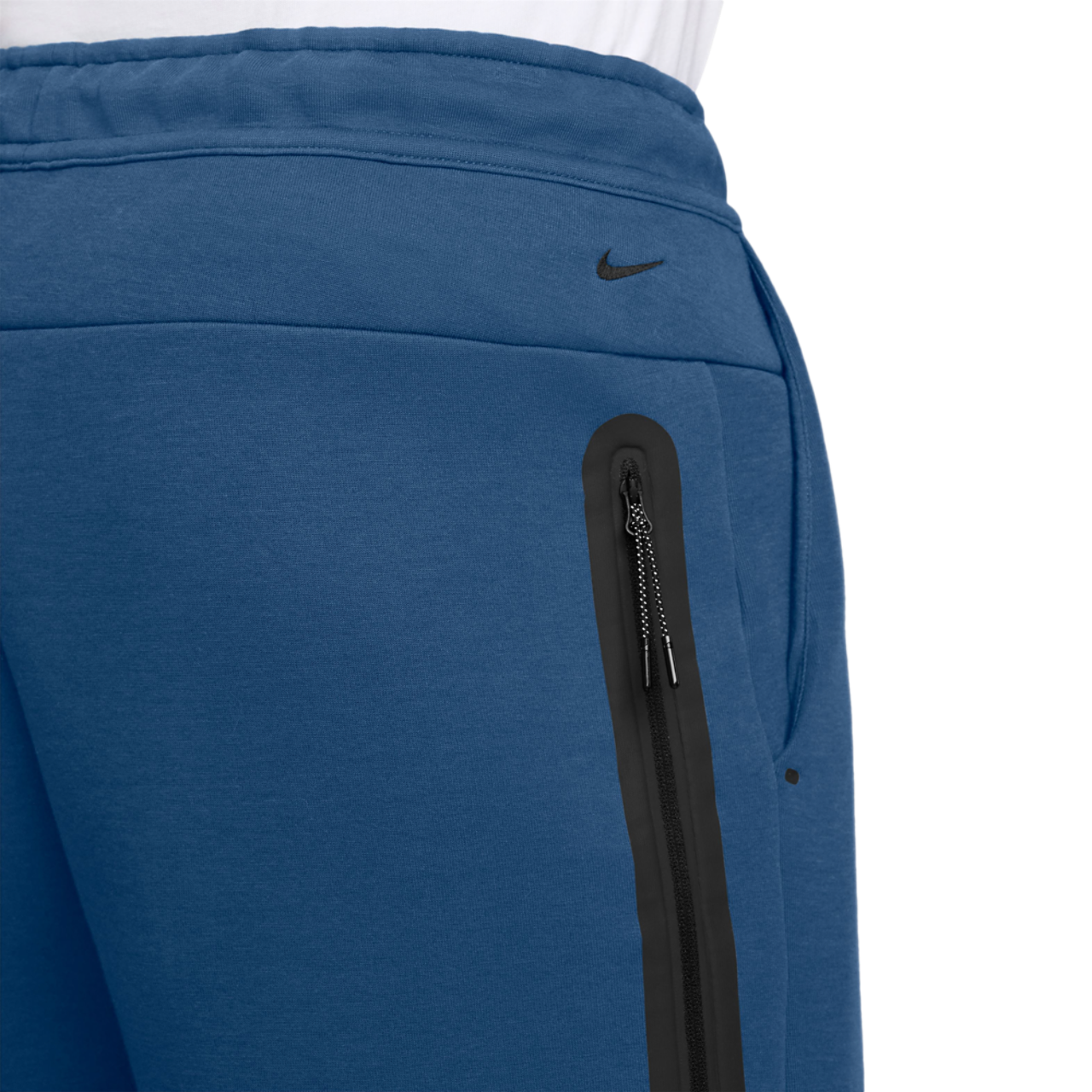 Nike Tech Fleece Shorts Image 4 of 4. Tap to open photo gallery.