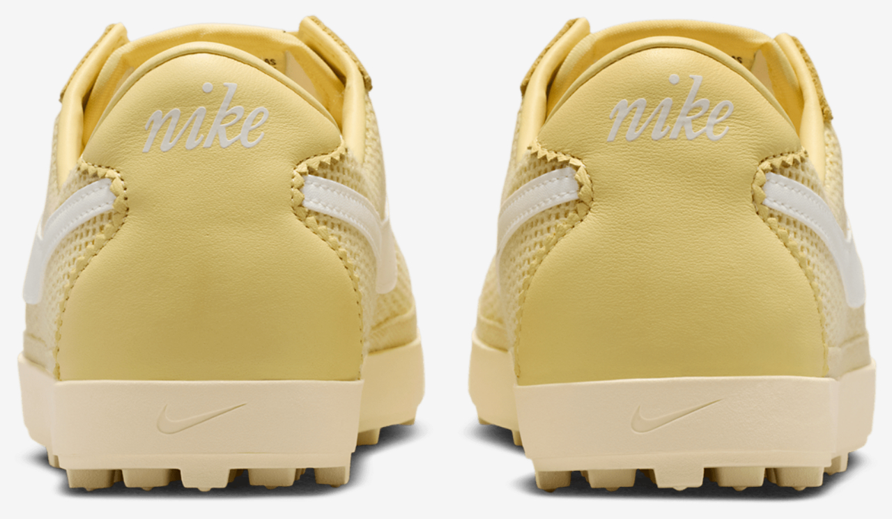 Nike Astrograbber TXT Image 3 of 5. Tap to open photo gallery.