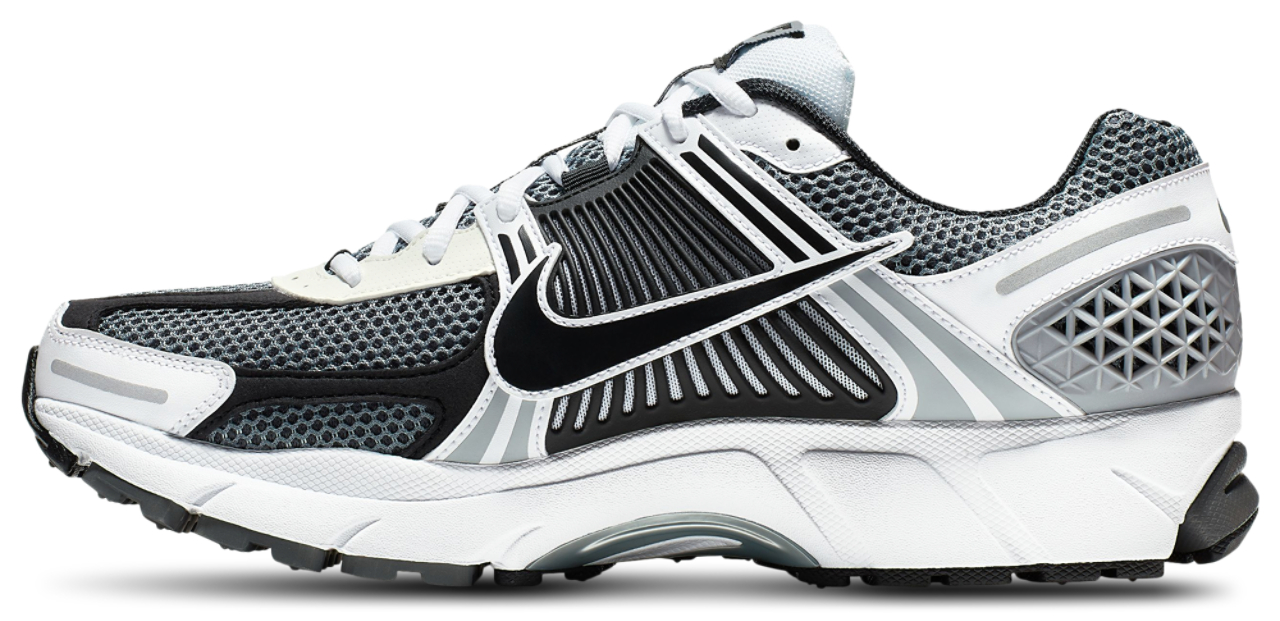 Nike Vomero 5 Image 2 of 8. Tap to open photo gallery.
