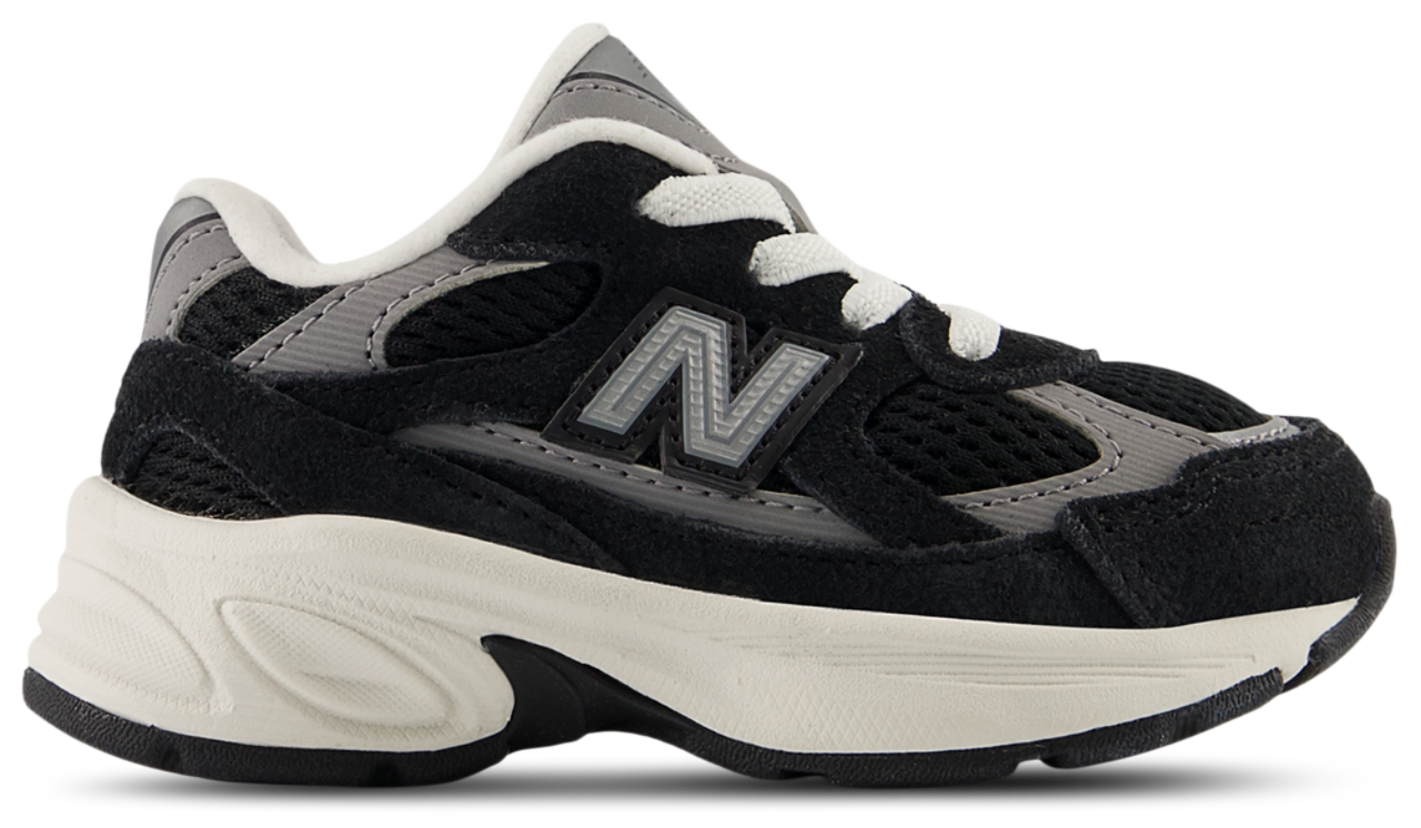 New Balance 2010 Image 1 of 6. Tap to open photo gallery.