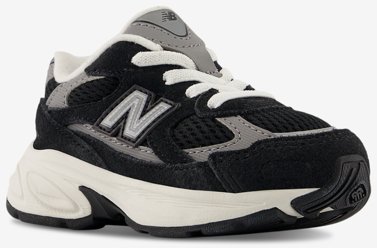 New Balance 2010 Image 5 of 6. Tap to open photo gallery.