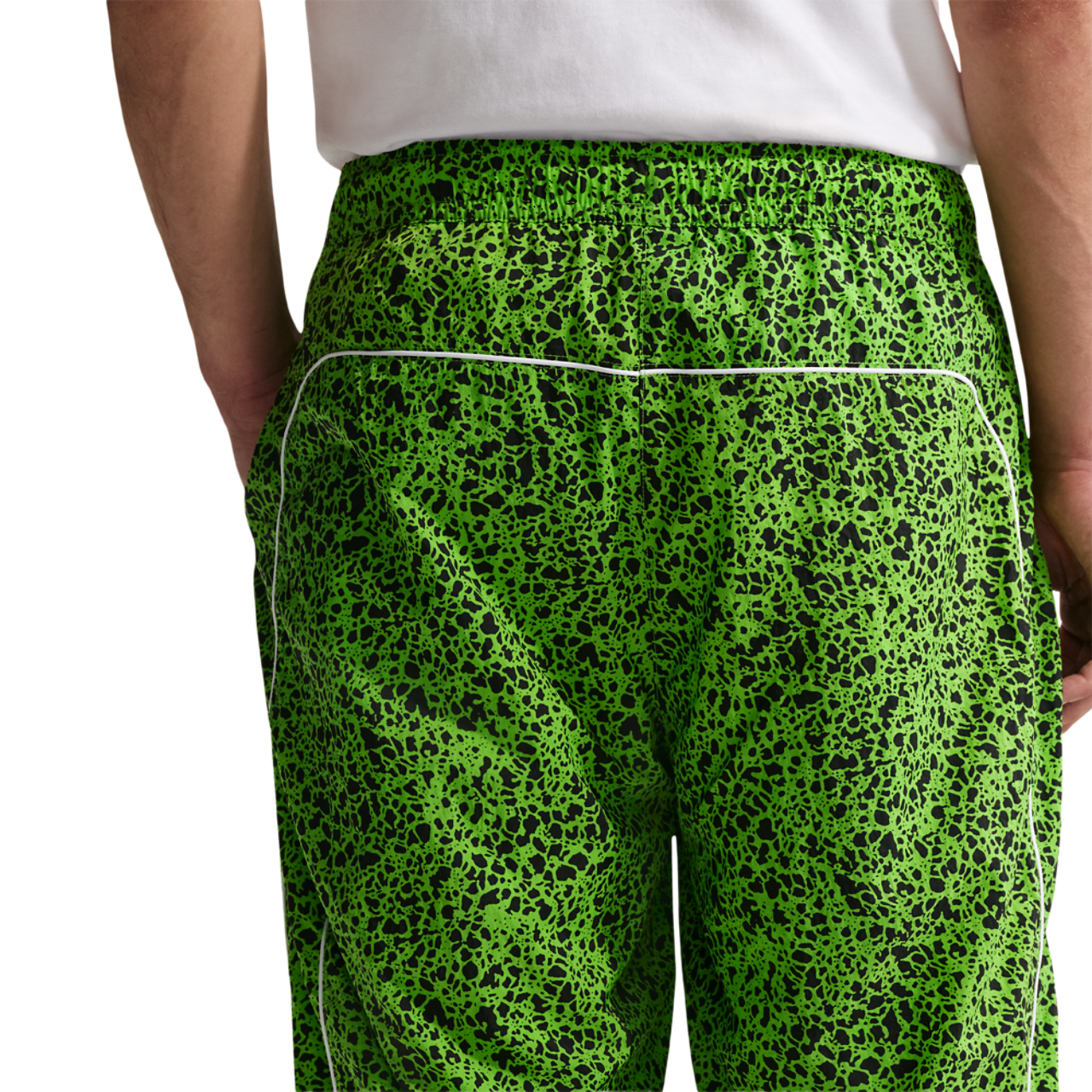 Nike Air Woven AOP TL Pants Image 2 of 5. Tap to open photo gallery.