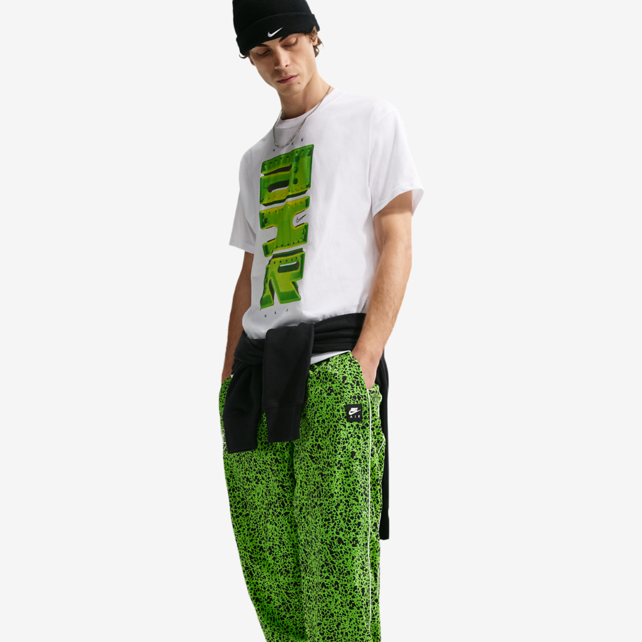Nike Air Woven AOP TL Pants Image 3 of 5. Tap to open photo gallery.