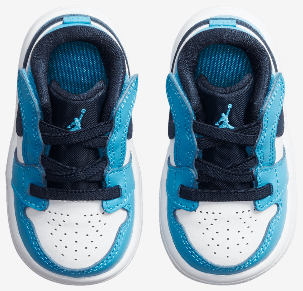Jordan AJ1 Low ALT Image 4 of 8. Tap to open photo gallery.