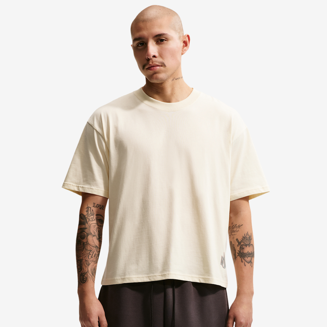 Nike NSW Boxy Essntial Loose Tee Image 1 of 7. Tap to open photo gallery.