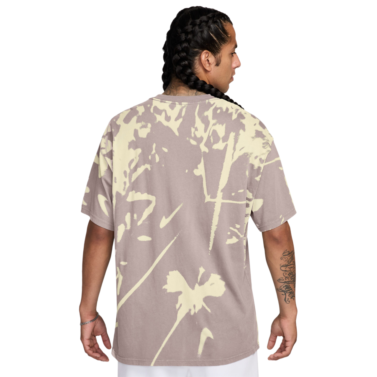 Nike NSW Floral Loose edition T-Shirt Image 2 of 3. Tap to open photo gallery.