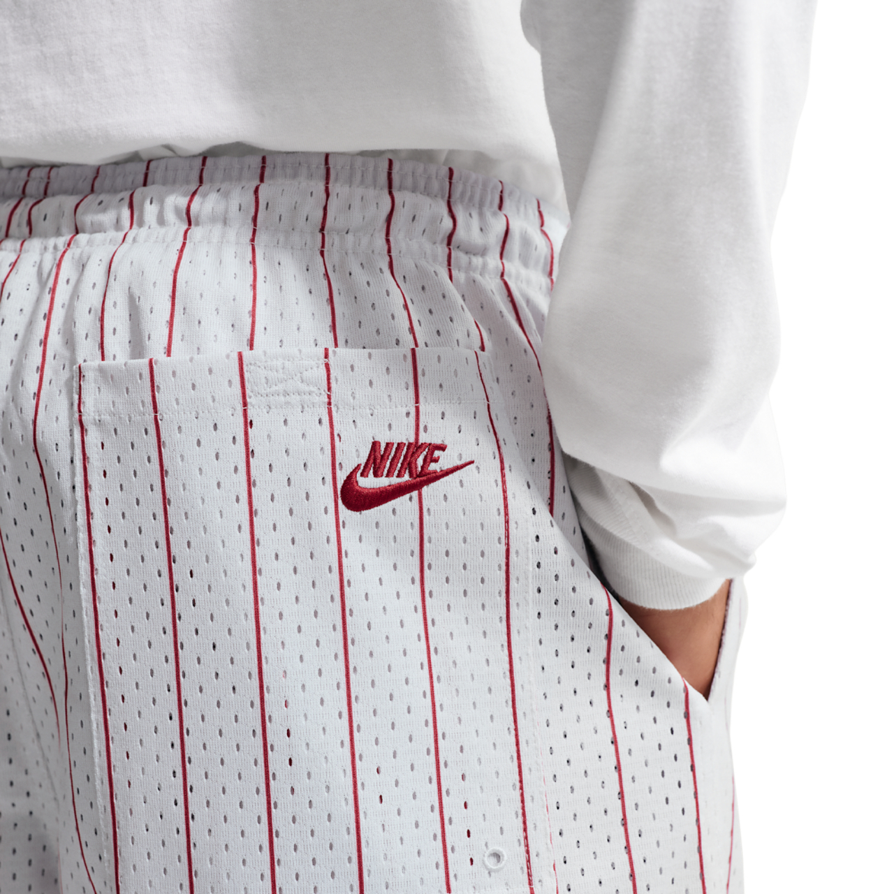 Nike Club BB AMSP Flow Short Image 2 of 4. Tap to open photo gallery.