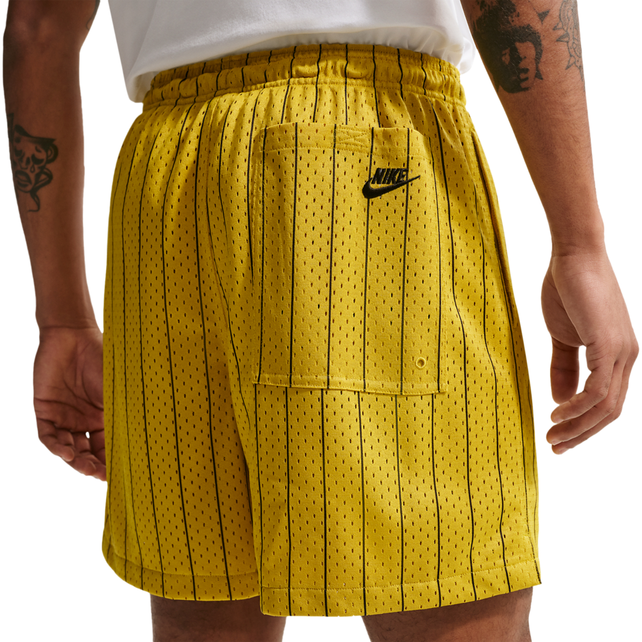Nike Club BB AMSP Flow Short Image 2 of 4. Tap to open photo gallery.