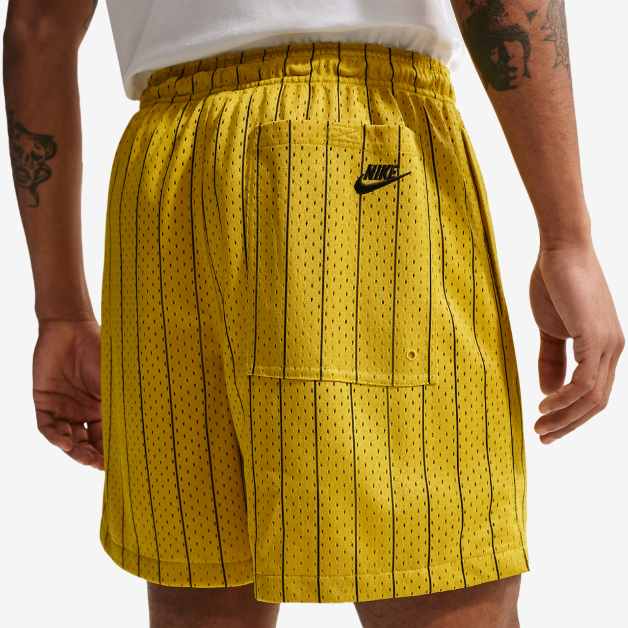 Nike Club BB AMSP Flow Short Image 2 of 4. Tap to open photo gallery.
