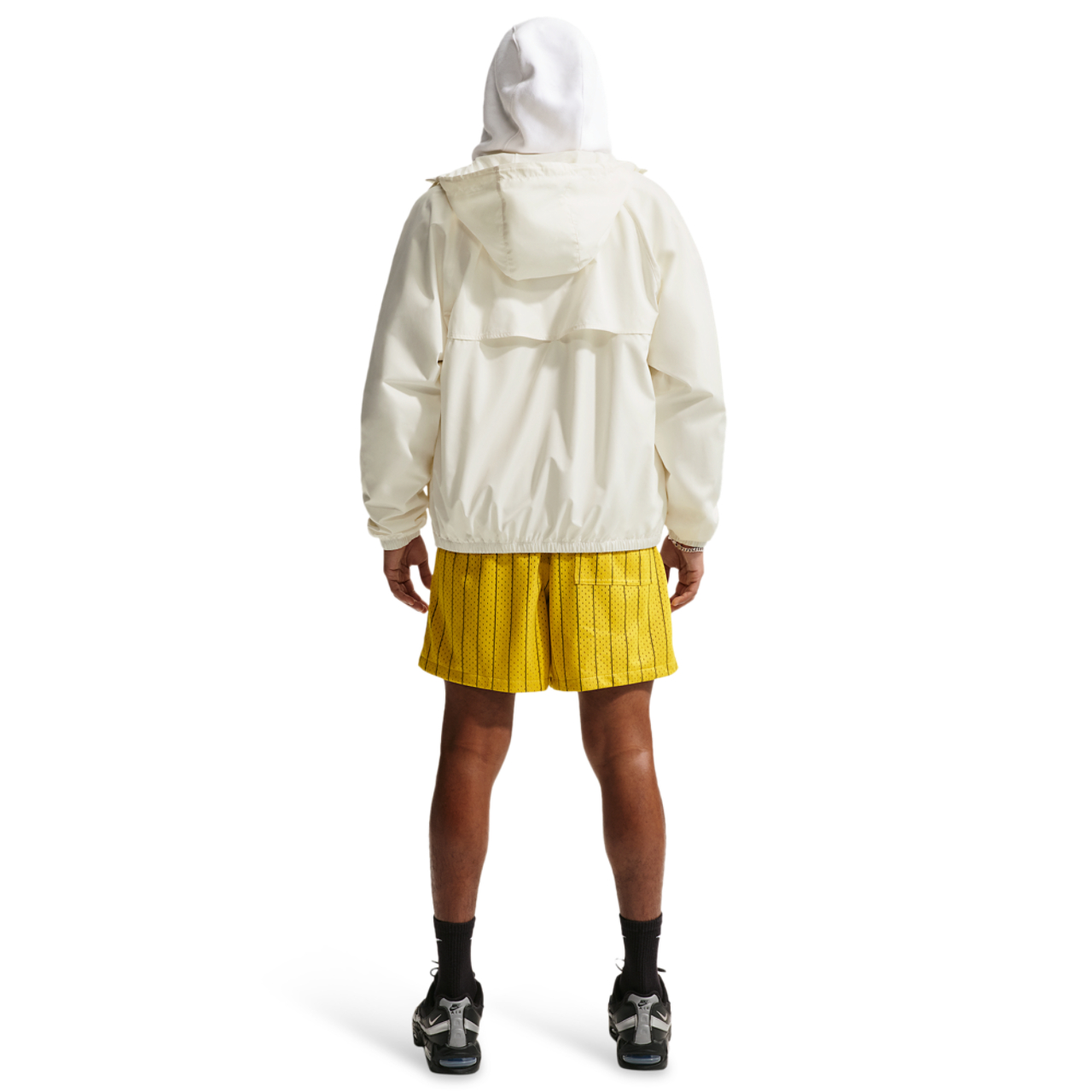 Nike Club BB AMSP Flow Short Image 4 of 4. Tap to open photo gallery.