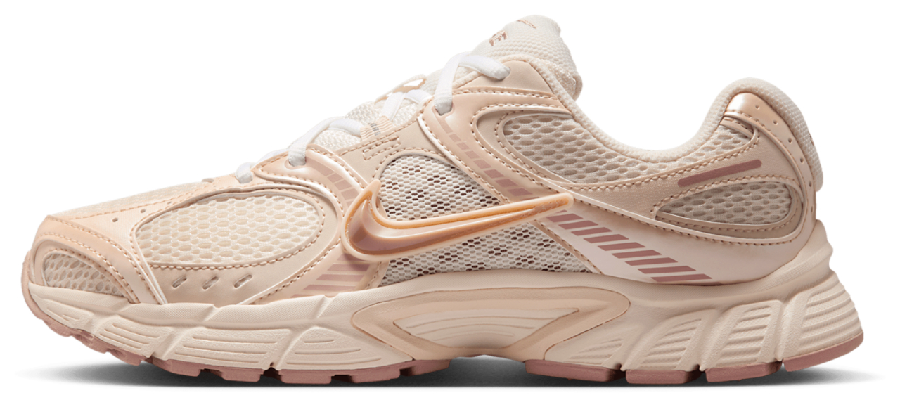 Nike V5 RNR Image 2 of 8. Tap to open photo gallery.