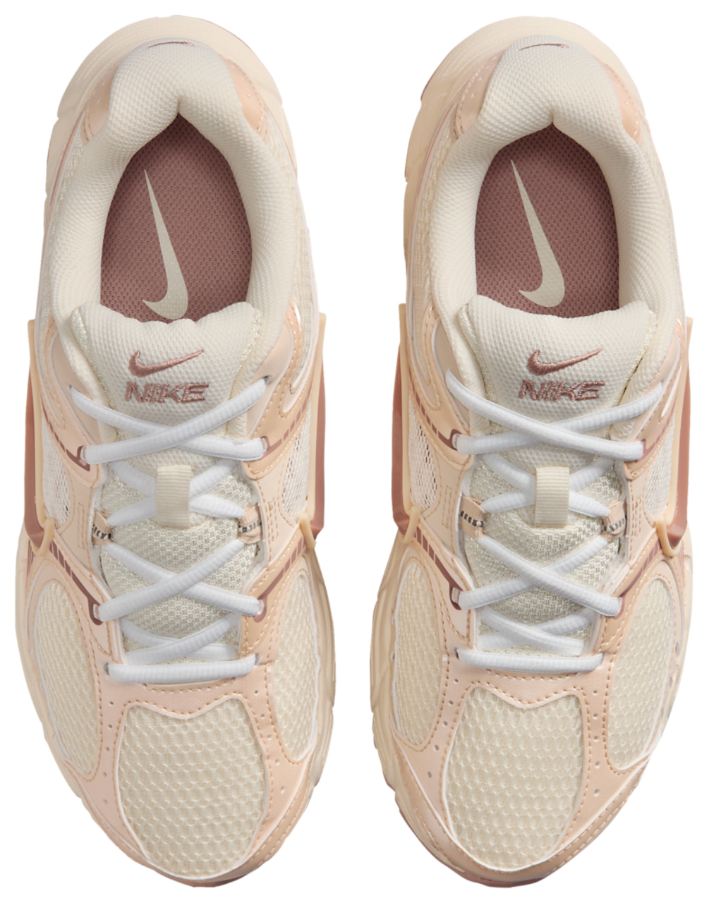 Nike V5 RNR Image 4 of 8. Tap to open photo gallery.