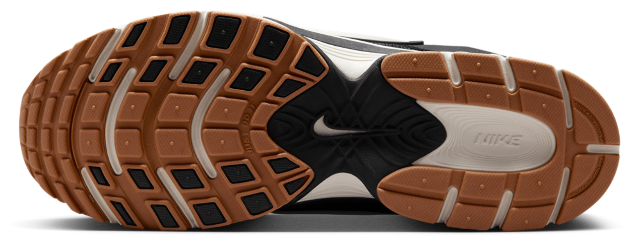 Nike V5 RNR Image 5 of 5. Tap to open photo gallery.
