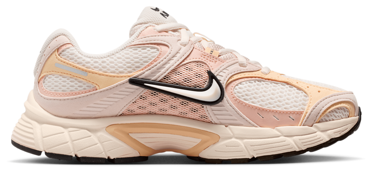 Nike V5 RNR Image 1 of 5. Tap to open photo gallery.
