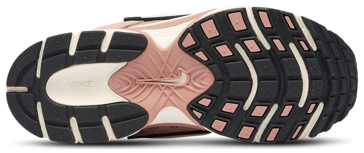 Nike V5 RNR Image 5 of 5. Tap to open photo gallery.