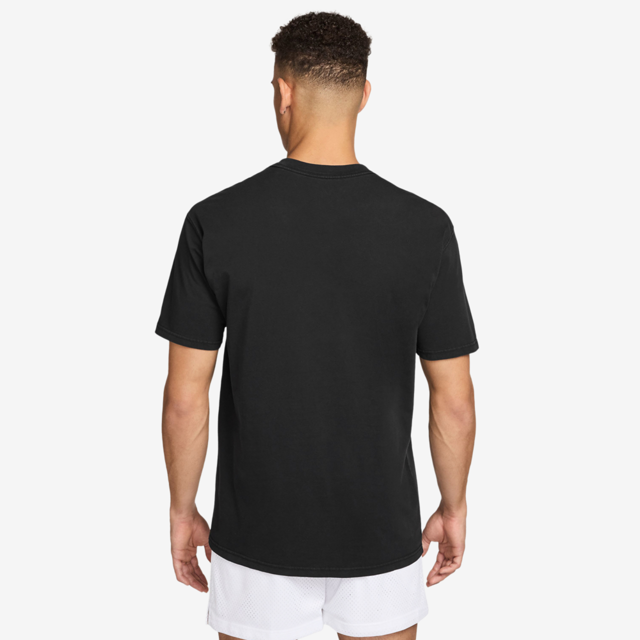 Nike Loose OC EE-X Heart T-Shirt Image 2 of 3. Tap to open photo gallery.
