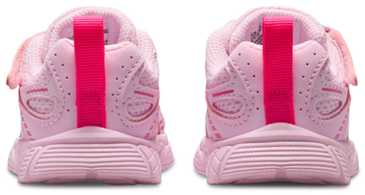 Nike V5 Runner Image 3 of 5. Tap to open photo gallery.